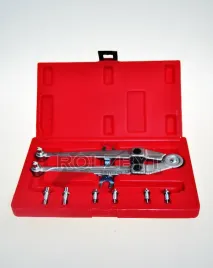 klucz-do-nakretek-z-otworami-czolowymi-18x100m