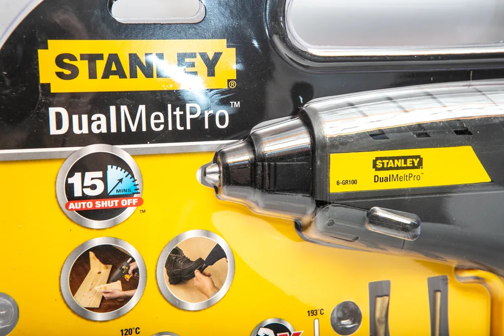 pistolet-do-kleju-stanley-6-gr100
