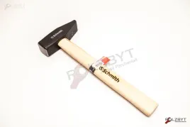 mlotek-slusarski-z-drewnianym-trzonkiem-1500g