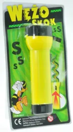 smieszna-latarka-z-niespodzianka-wyskakujacy-waz