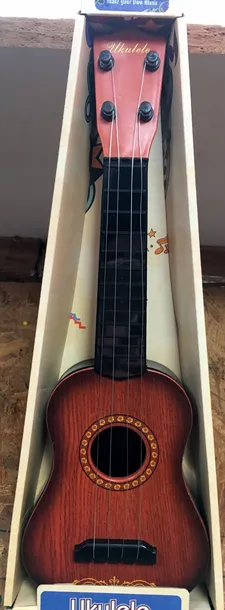 duza-gitara-akustyczna-strunowa-marka-inna