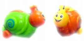 wesoly-slimak-nakrecany-jezdzi-rusza-sie-zabawka