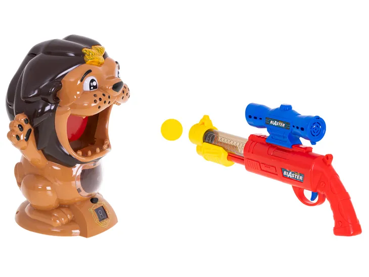 strzelanie-do-celu-pistolet-i-kulki-lew-marka-bez-marki