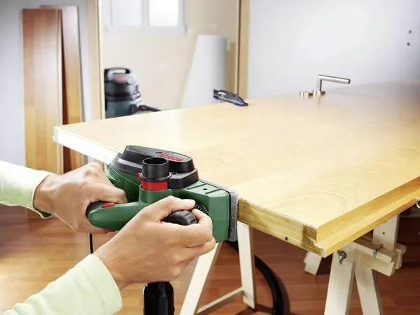 bosch-strug-750w-pho-3100-szerokosc-strugania-82-mm