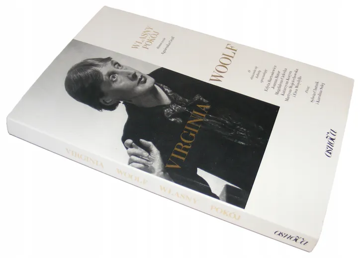 wlasny-pokoj-autor-virginia-woolf-sylwia-chutnik-karolina-sulej