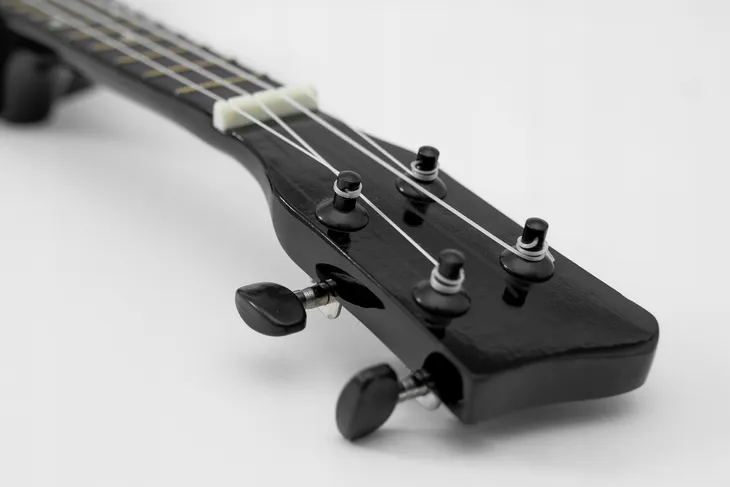 ukulele-sopranowe-castelo-waga-z-opakowaniem-0-675-kg