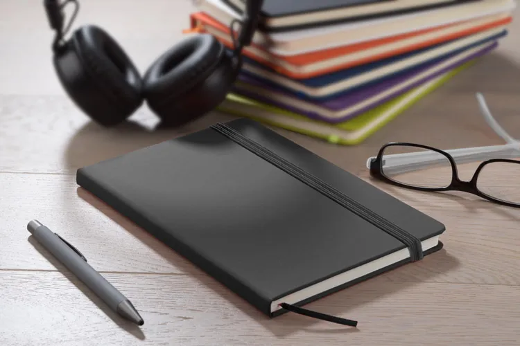 notes-vital-a5-czarny-stan-nowy