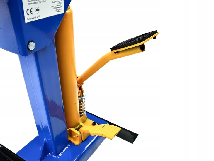 hydrauliczny-sciagacz-do-sprezyn-mcpherson-1t-waga-z-opakowaniem-31-kg-kod-producenta-g02076