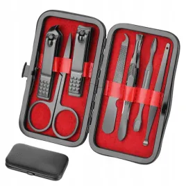 zestaw-do-manicure-pedicure-black-case-7-narzedzi