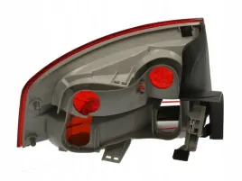 depo-446-1904r-ue-lampa-tyl-pr-audi-a4-04-07
