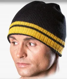 czapka-zimowa-dziana-z-polarowa-podszewka-niezawodna-uniwersalna