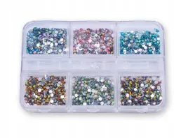 zestaw-ozdob-do-paznokci-cyrkonie-kolory-kasetka