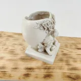 figurka-oslonka-aniolki-material-wykonania-beton