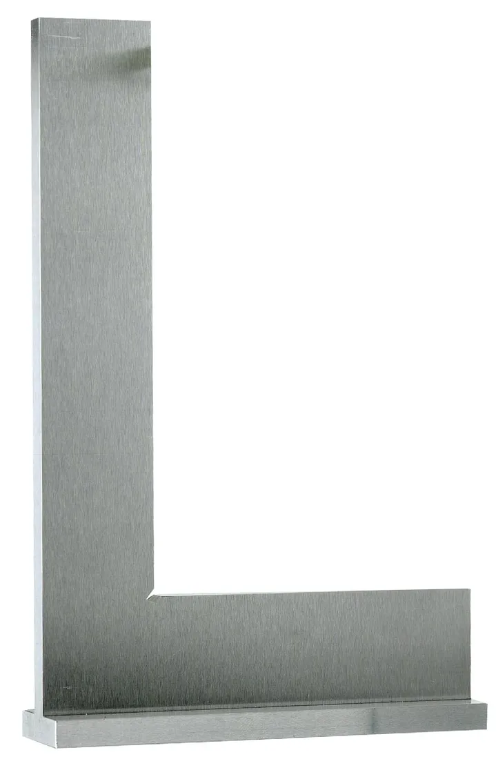 katownik-ze-stopka-limit-750x375-mm