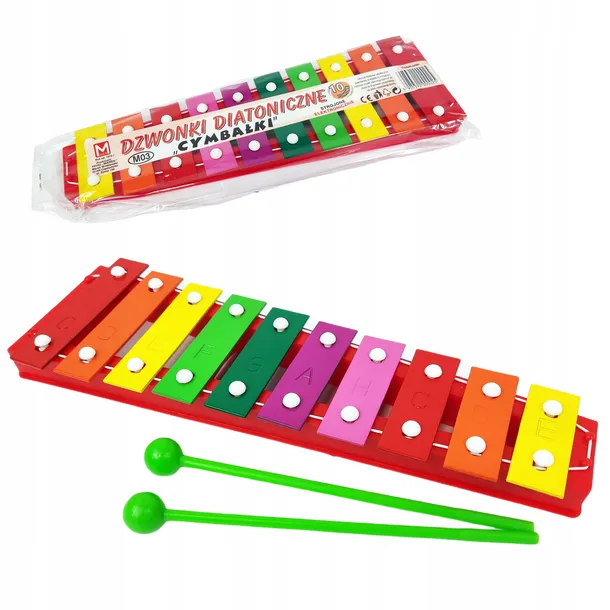 cymbalki-00025-bohater-brak