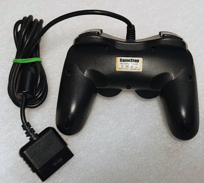 pad-gamestop-wibracje-do-playstation-2-ps2-marka-gamestop