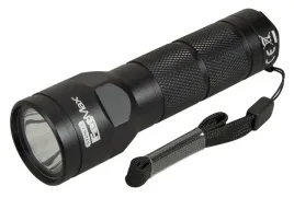 latarka-klasyczna-stanley-120-lm-led