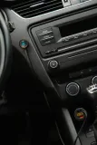 transmiter-samochodowy-fm-blow-74-152-zasilanie-gniazdo-zapalniczki-samochodowej-12v