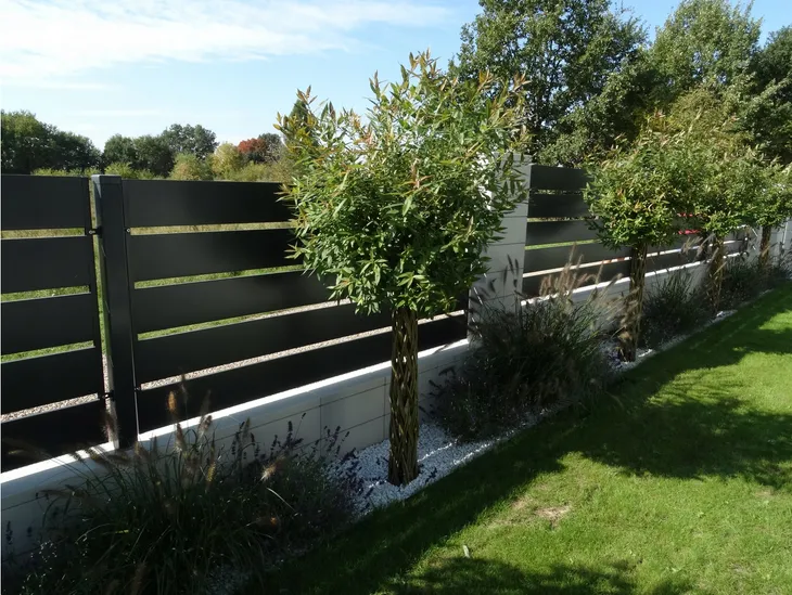 brama-wjazdowa-dwuskrzydlowa-filip-200-ocynk-ral-uszkodzony-nie