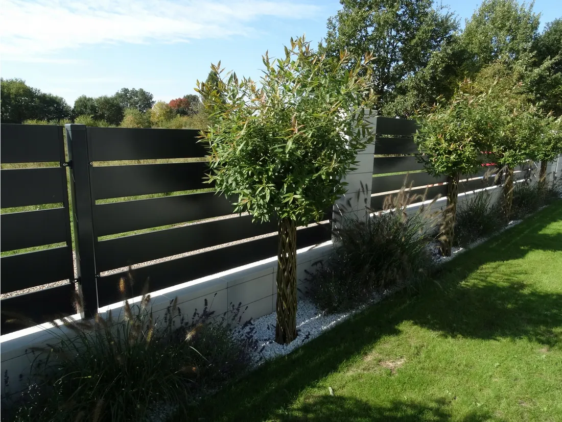 brama-wjazdowa-dwuskrzydlowa-filip-200-ocynk-ral