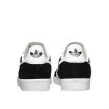 gazelle-marka-adidas