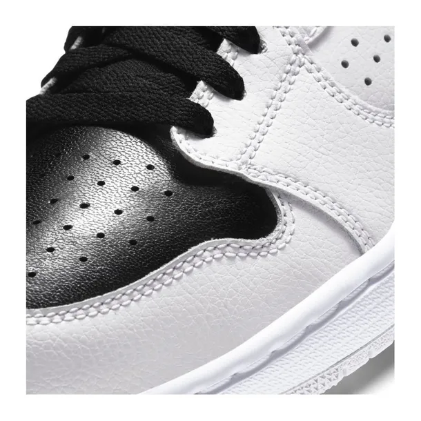 air-jordan-access-kod-producenta-ar3762101-rozmiar-44