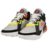 lebron-18-sylvester-vs-tweety-rozmiar-40