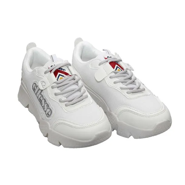cher-marka-ellesse