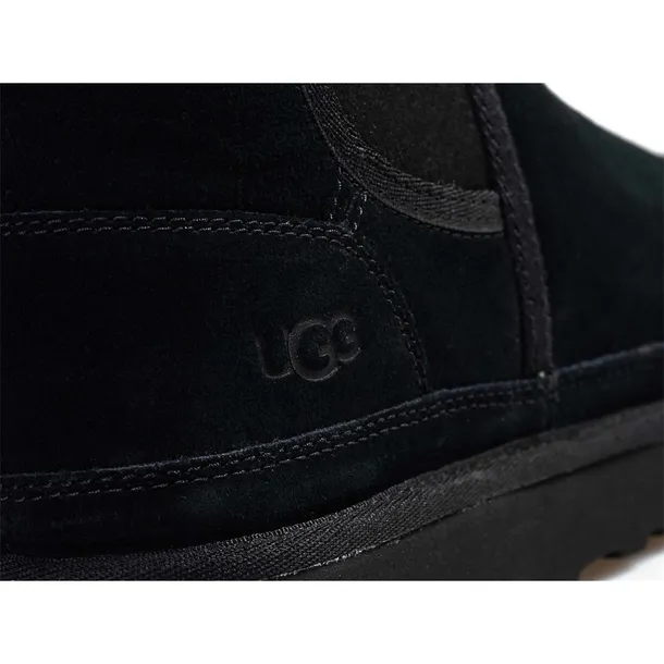 neumel-kod-producenta-1121644blk-marka-ugg