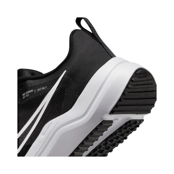 downshifter-12-rozmiar-375-marka-nike