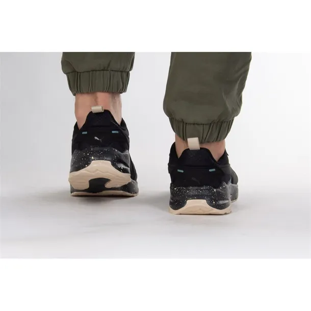 stride-open-road-marka-puma