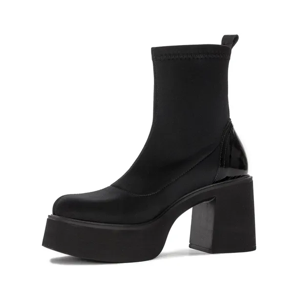 843120600black-marka-venezia