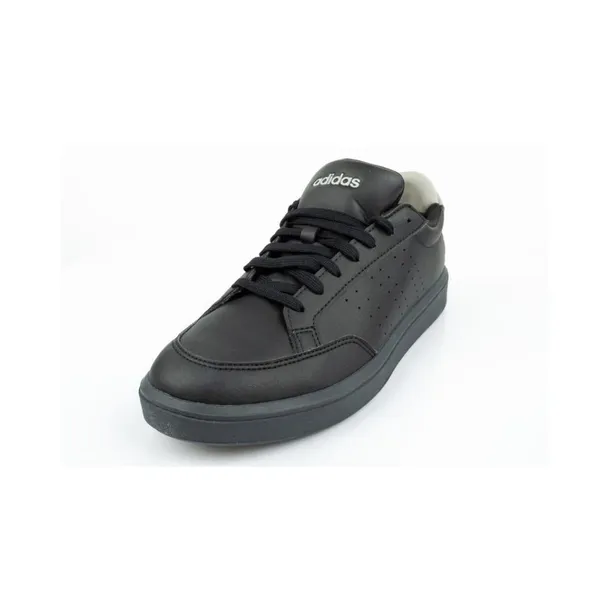 nova-court-marka-adidas