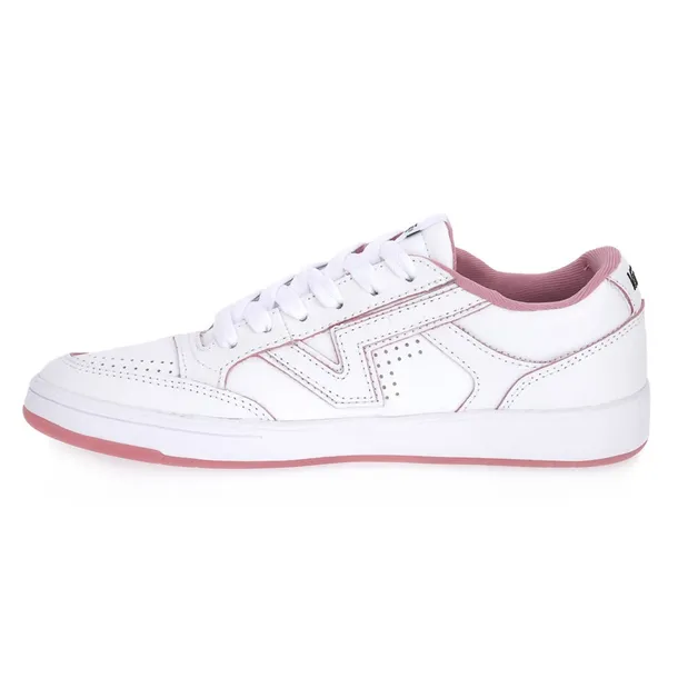 lowland-cc-marka-vans