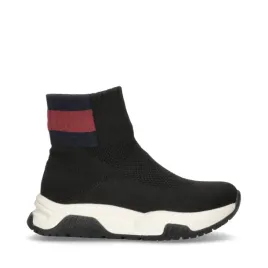 sock-sneaker