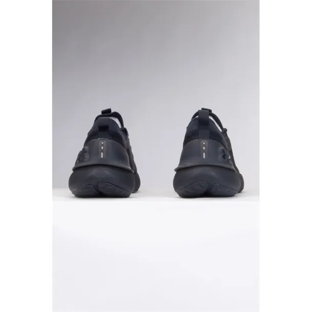 3026582001-marka-under-armour-rozmiar-43