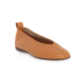 8661apricot