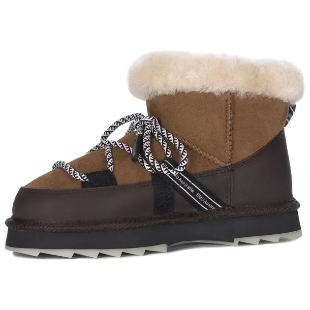 blurred-micro-chestnut-marka-emu