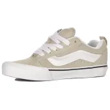 knu-stack-marka-vans
