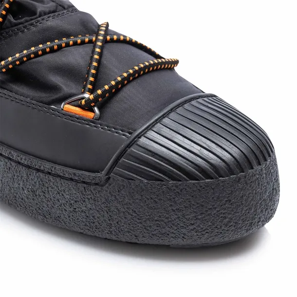 ltrack-polar-marka-moon-boot