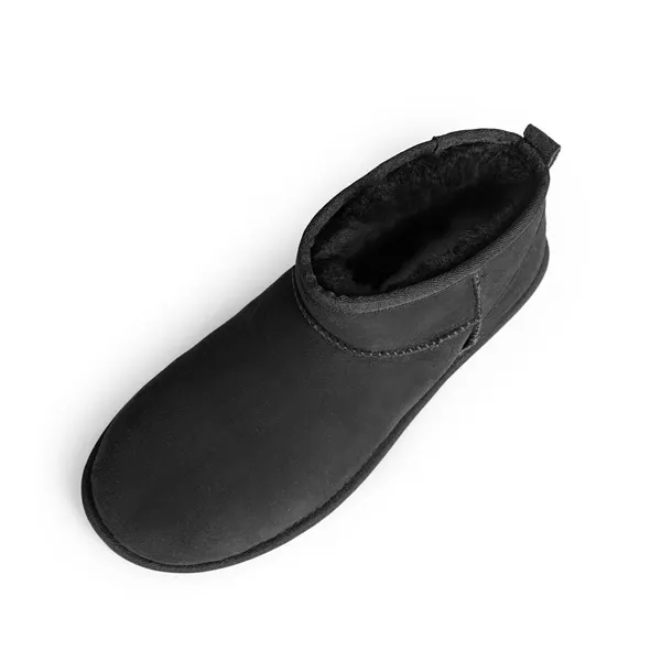 classic-ultra-mini-kod-producenta-1137391blk-marka-ugg