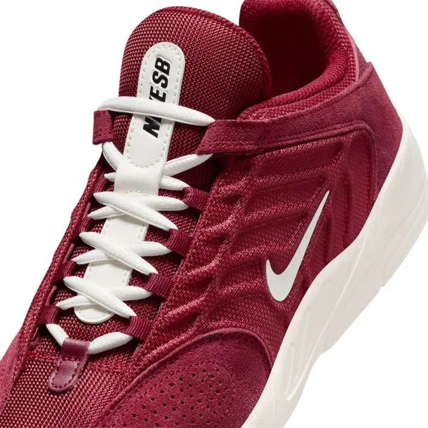 sb-vertebrae-marka-nike-rozmiar-455