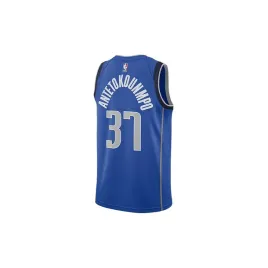 nba-dallas-mavericks-kostas-antetokounmpo