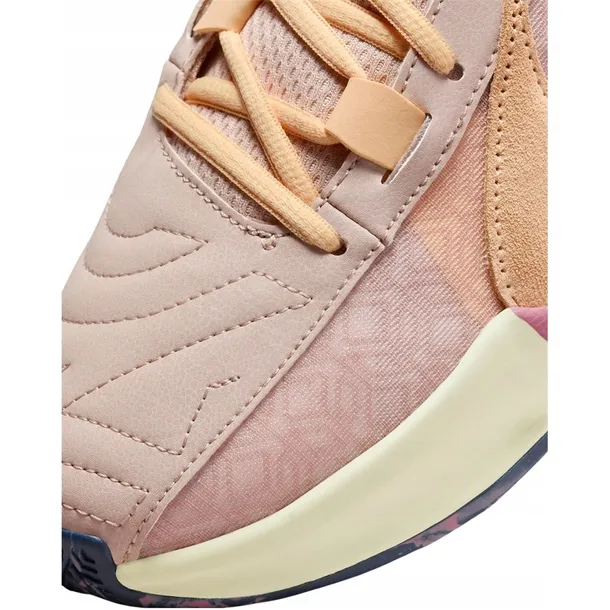 zoom-freak-5-marka-nike-kod-producenta-dx4985200