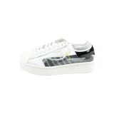 superstar-bold