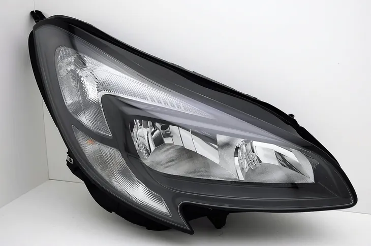reflektor-opel-corsa-e-09-14-greater-pr-numery-katalogowe-zamiennikow-abakus-442-1186rmldem2-tyc-20-15017-05-2-tyc-20-15018-05-2