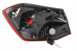 lampa-tyl-p-czesc-zewnetrzna-p21w-py21w-pasuje-do-ford-focus-iv-10-21-