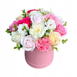 flowerbox-z-kwiatami-mydlanymi-prezent-upominek-flower-box-roze-mydlane