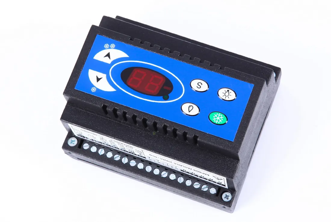 sterownik-regulator-temperatury-igloo-mrt-8