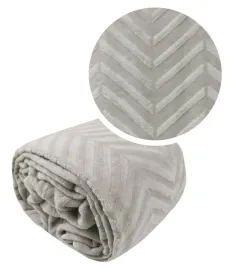 miekki-i-gruby-koc-tloczony-jak-narzuta-costa-150x200-jasny-szary